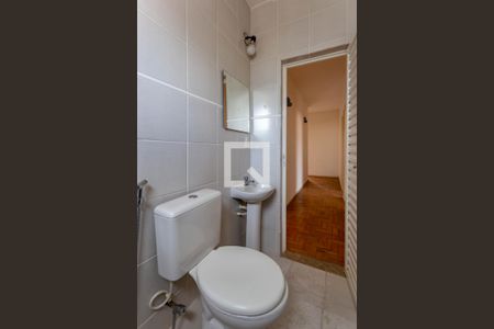 Apartamento para alugar com 151m², 3 quartos e sem vagaBanheiro