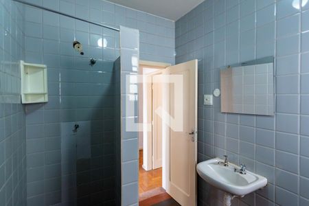 Apartamento para alugar com 151m², 3 quartos e sem vagaBanheiro