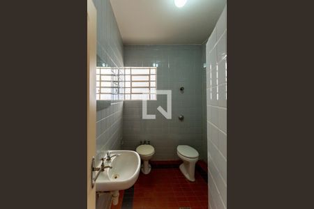 Apartamento para alugar com 151m², 3 quartos e sem vagaBanheiro