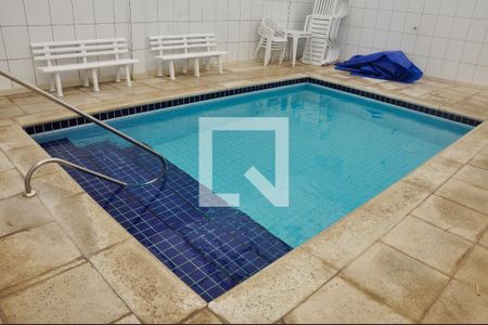 Apartamento à venda com 60m², 3 quartos e 1 vaga Apartamento à venda com 60m², 3 quartos e 1 vagaÁrea comum - Piscina