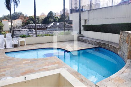Apartamento à venda com 60m², 3 quartos e 1 vaga Apartamento à venda com 60m², 3 quartos e 1 vagaÁrea comum - Piscina