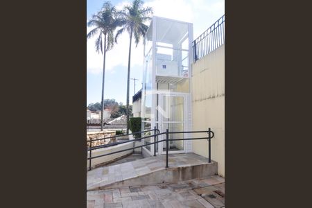 Apartamento à venda com 60m², 3 quartos e 1 vaga Apartamento à venda com 60m², 3 quartos e 1 vagaÁrea comum - Piscina