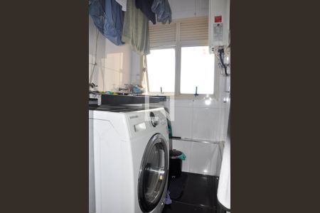 Apartamento à venda com 60m², 3 quartos e 1 vaga Apartamento à venda com 60m², 3 quartos e 1 vagaÁrea de Serviço