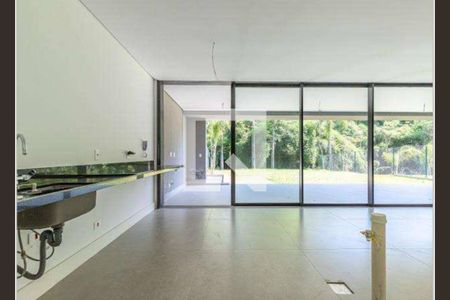 Casa de condomínio à venda com 850m², 4 quartos e 6 vagas