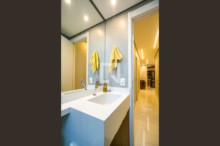 Apartamento à venda com 84m², 3 quartos e 2 vagasBanheiro social