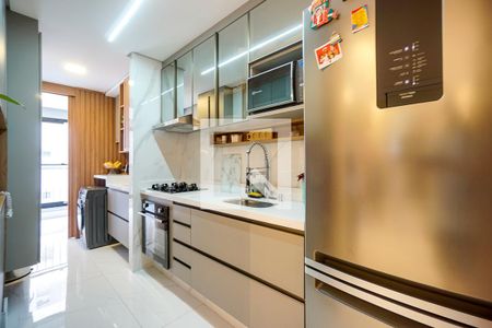 Apartamento à venda com 84m², 3 quartos e 2 vagasCozinha