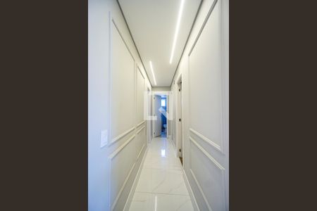 Apartamento à venda com 84m², 3 quartos e 2 vagasCorredor dos quartos