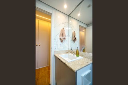 Apartamento à venda com 84m², 3 quartos e 2 vagasBanheiro da Suíte