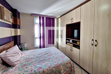 Apartamento à venda com 167m², 4 quartos e 2 vagas Apartamento à venda com 167m², 4 quartos e 2 vagasSuíte
