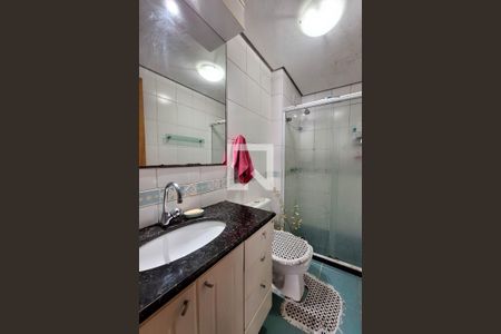 Apartamento à venda com 167m², 4 quartos e 2 vagas Apartamento à venda com 167m², 4 quartos e 2 vagasBanheiro Social