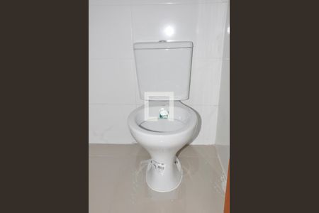 Apartamento à venda com 49m², 2 quartos e 1 vaga Apartamento à venda com 49m², 2 quartos e 1 vagaDetalhe - Banheiro Social