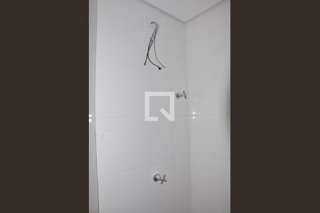 Apartamento à venda com 49m², 2 quartos e 1 vaga Apartamento à venda com 49m², 2 quartos e 1 vagaDetalhe - Banheiro Social