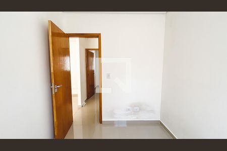 Casa de condomínio à venda com 53m², 2 quartos e 1 vagaQuarto 