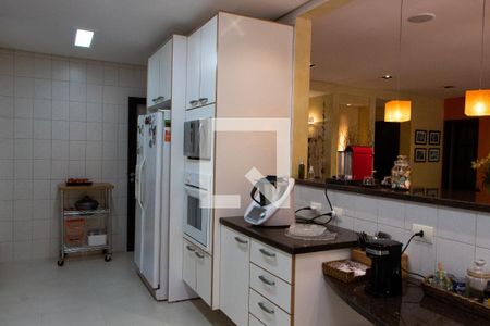 Casa de condomínio à venda com 704m², 4 quartos e 4 vagasCOZINHA