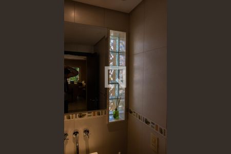 Casa de condomínio à venda com 704m², 4 quartos e 4 vagasBANHEIRO SOCIAL