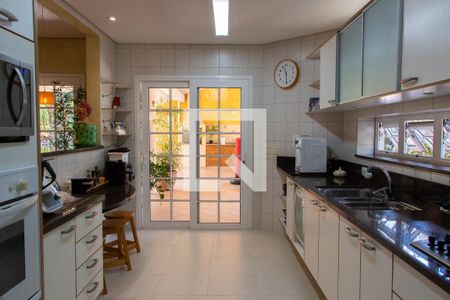 Casa de condomínio à venda com 704m², 4 quartos e 4 vagasCOZINHA