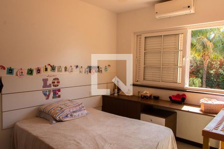 Casa de condomínio à venda com 704m², 4 quartos e 4 vagasSUITE 3