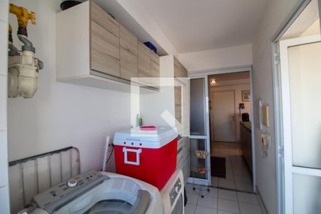 Apartamento à venda com 79m², 2 quartos e 1 vagaÁrea de Serviço