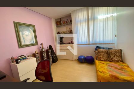Apartamento à venda com 152m², 3 quartos e 1 vagaQuarto 3