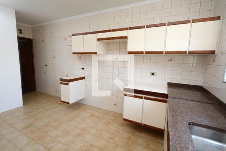 Casa para alugar com 140m², 4 quartos e 2 vagasCozinha