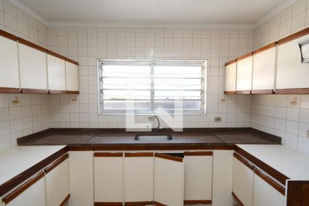 Casa para alugar com 140m², 4 quartos e 2 vagasCozinha