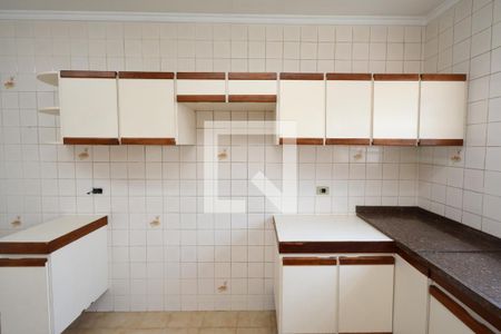 Casa para alugar com 140m², 4 quartos e 2 vagasCozinha