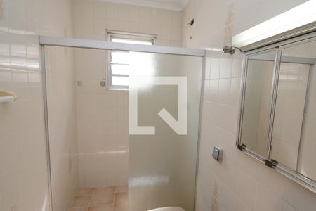 Casa para alugar com 140m², 4 quartos e 2 vagasBanheiro Social