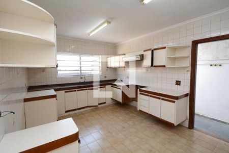 Casa para alugar com 140m², 4 quartos e 2 vagasCozinha