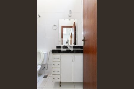 Casa à venda com 90m², 2 quartos e 1 vagaBanheiro