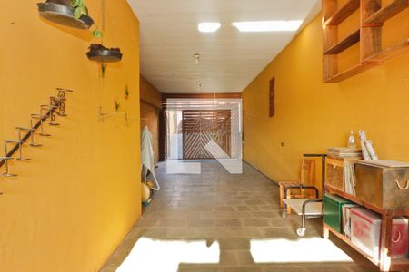 Casa à venda com 280m², 3 quartos e 3 vagas Casa à venda com 280m², 3 quartos e 3 vagasÁrea externa