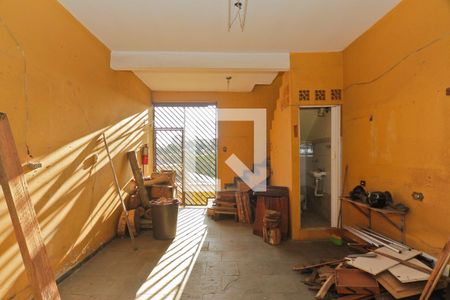 Casa à venda com 280m², 3 quartos e 3 vagas Casa à venda com 280m², 3 quartos e 3 vagasÁrea externa