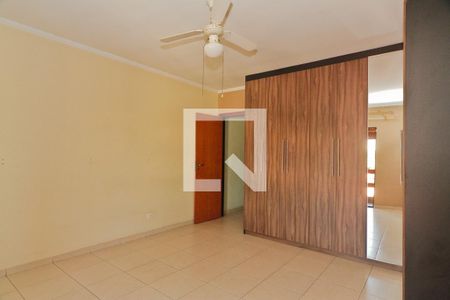 Casa à venda com 280m², 3 quartos e 3 vagas Casa à venda com 280m², 3 quartos e 3 vagasQuarto 2