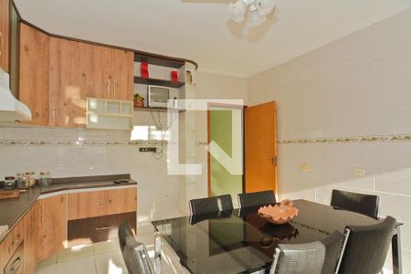 Casa à venda com 280m², 3 quartos e 3 vagas Casa à venda com 280m², 3 quartos e 3 vagasCozinha