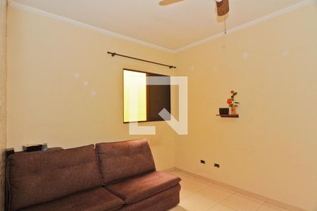 Casa à venda com 280m², 3 quartos e 3 vagas Casa à venda com 280m², 3 quartos e 3 vagasQuarto 1