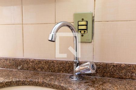 Casa para alugar com 100m², 4 quartos e 2 vagasBanheiro - torneira