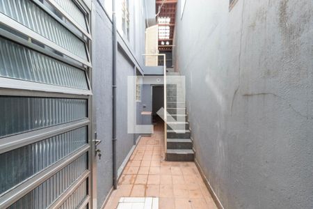 Casa para alugar com 100m², 4 quartos e 2 vagasCorredor