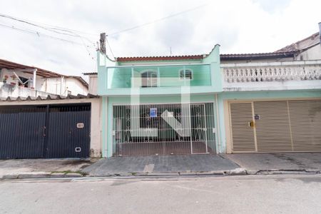 Casa para alugar com 100m², 4 quartos e 2 vagasFachada