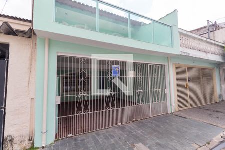 Casa para alugar com 100m², 4 quartos e 2 vagasFachada