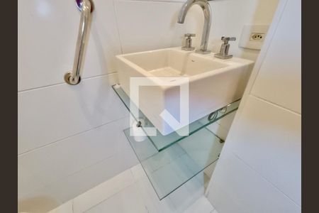 Apartamento à venda com 97m², 2 quartos e 1 vagaBanheiro social