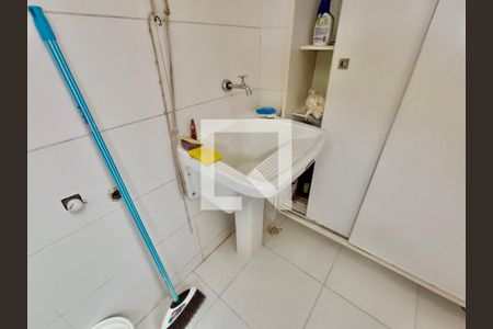 Apartamento à venda com 97m², 2 quartos e 1 vagaÁrea serviço