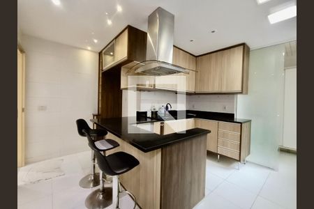 Apartamento à venda com 97m², 2 quartos e 1 vagaCopa / Cozinha