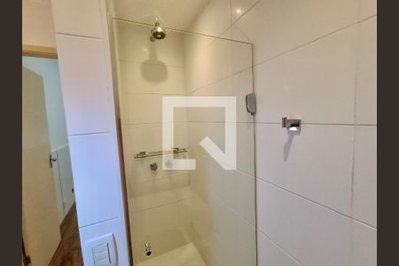 Apartamento à venda com 97m², 2 quartos e 1 vagaBanheiro social