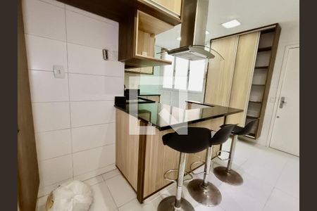 Apartamento à venda com 97m², 2 quartos e 1 vagaCopa / Cozinha