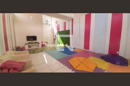 Apartamento à venda com 62m², 2 quartos e 1 vagaÁrea comum