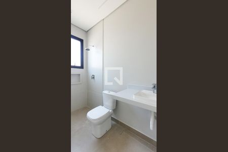 Casa de condomínio para alugar com 280m², 4 quartos e 3 vagasBanheiro da Suíte 1