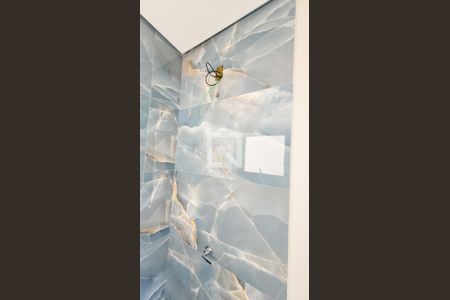 Casa de condomínio para alugar com 280m², 4 quartos e 3 vagasBanheiro externo