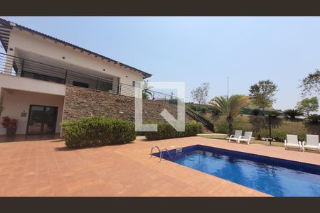 Casa de condomínio para alugar com 280m², 4 quartos e 3 vagasÁrea comum - Piscina