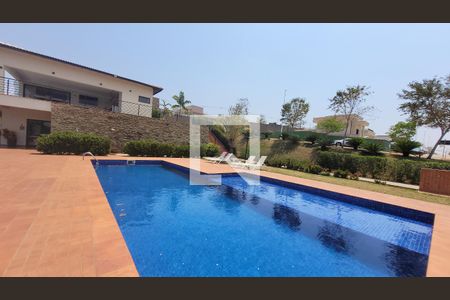 Casa de condomínio para alugar com 280m², 4 quartos e 3 vagasÁrea comum - Piscina
