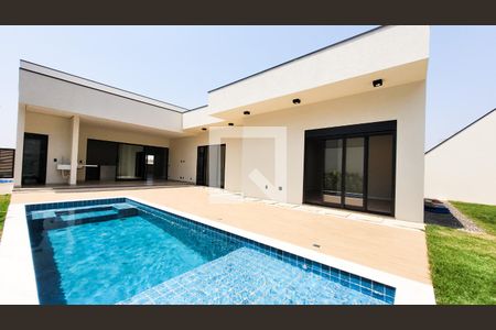 Casa de condomínio para alugar com 280m², 4 quartos e 3 vagasPiscina