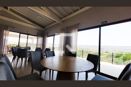 Casa de condomínio para alugar com 280m², 4 quartos e 3 vagasÁrea comum - Salão de festas